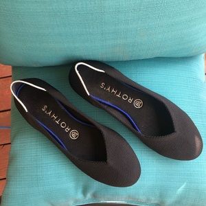Rothy’s Flats | Black with White Halo | Size 8
